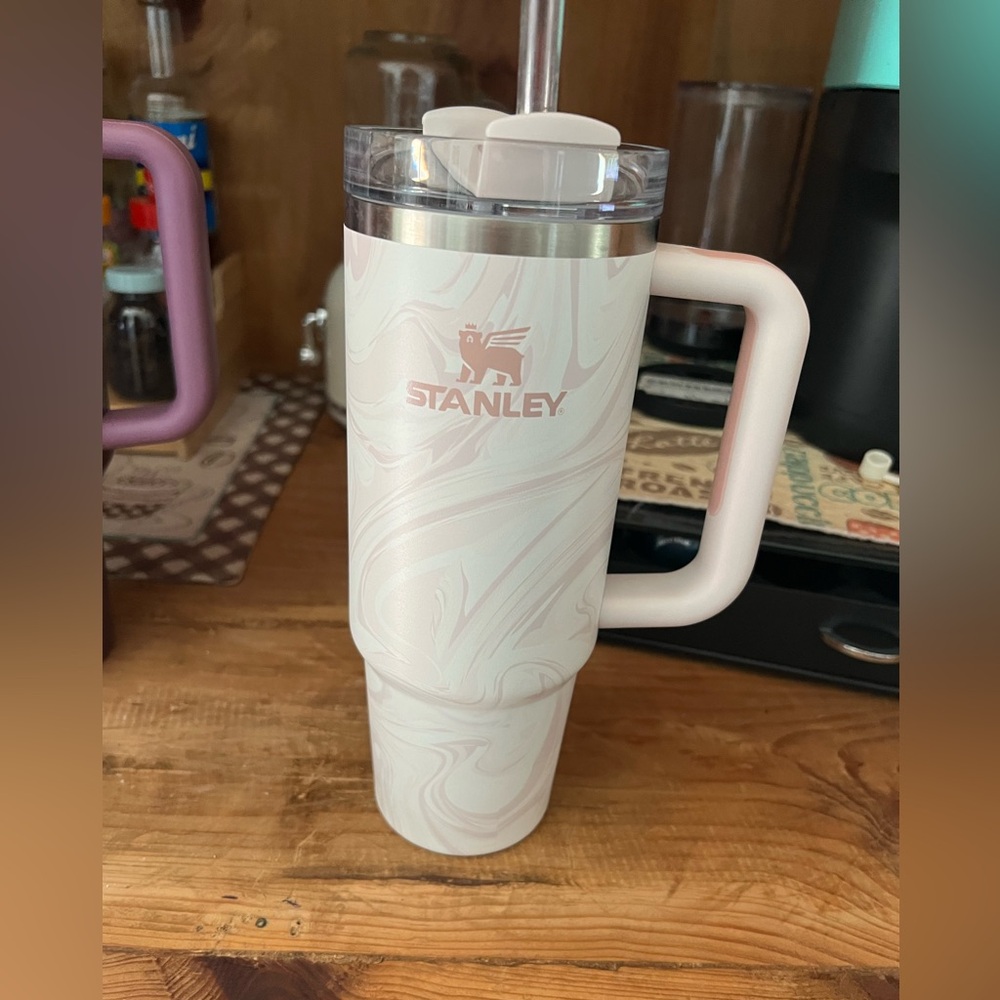 Stably pink swirl